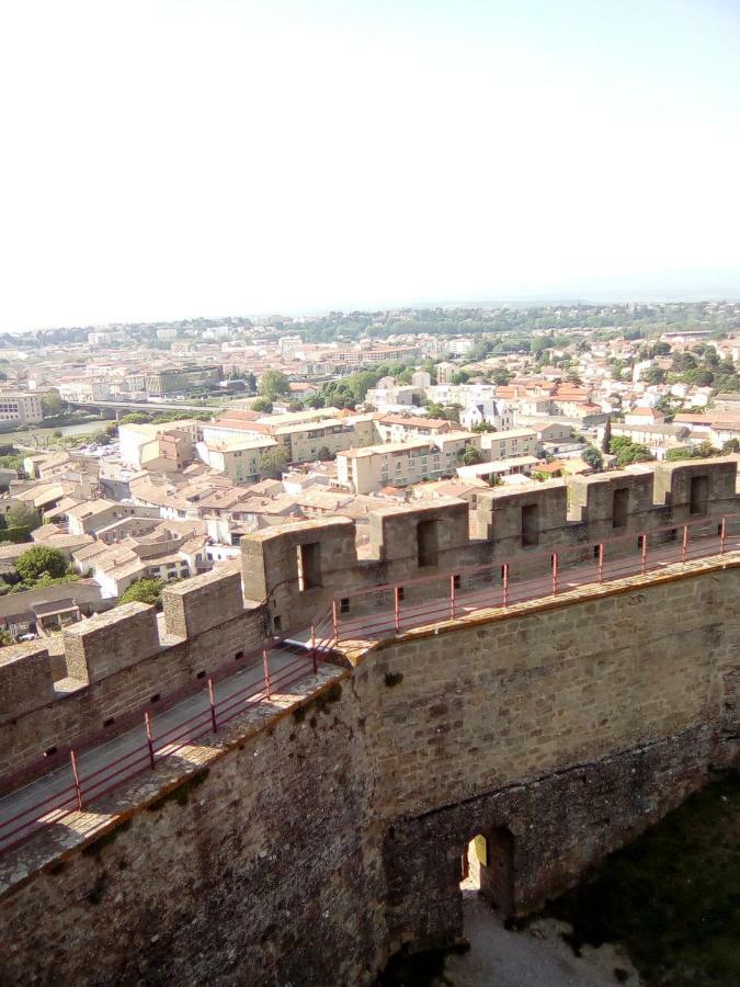 Drissia&Othman Cote Cite Carcassone Exterior photo